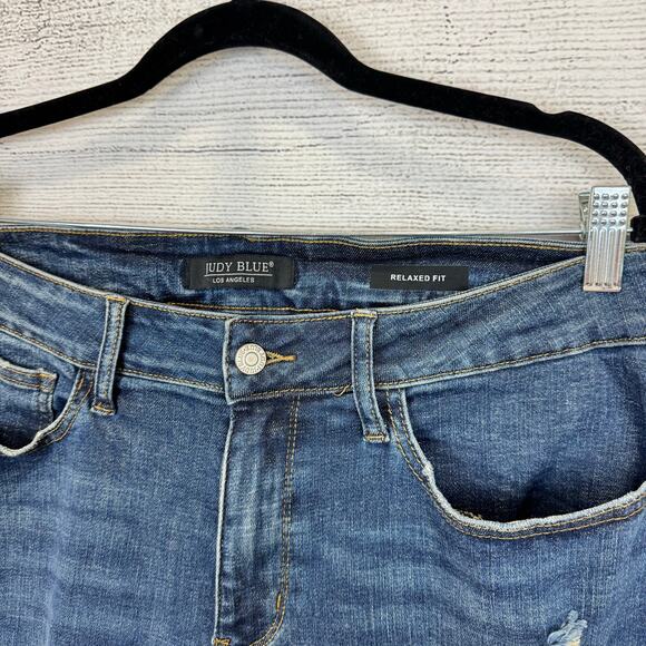 EUC Judy Blue Plus Size Dark Wash Distressed Relaxed Fit Jeans Size 14W - Picture 5 of 9